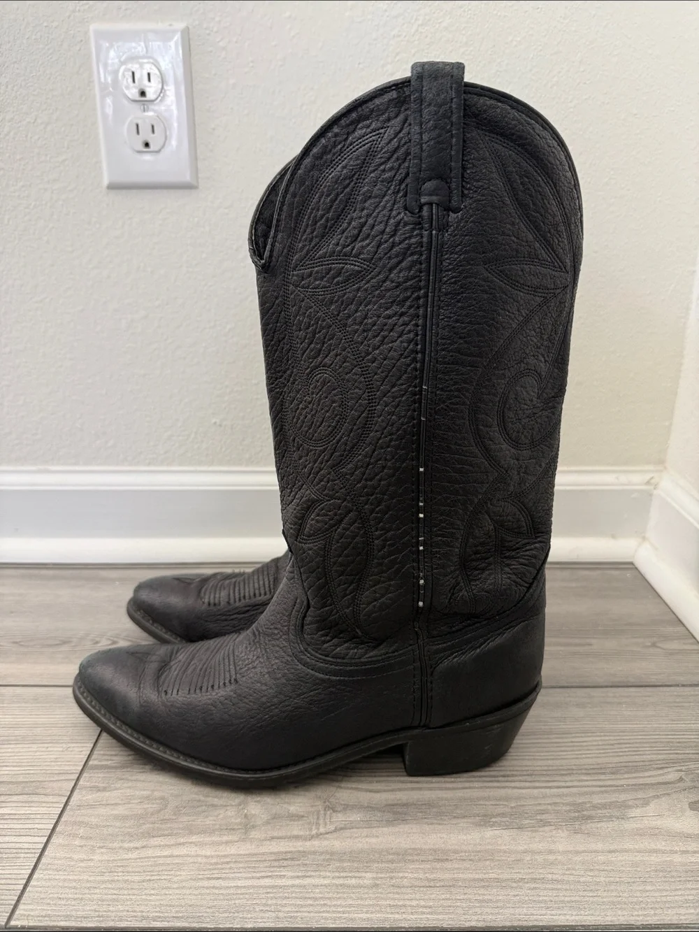 Classic Black Dingo Western Cowboy Boots